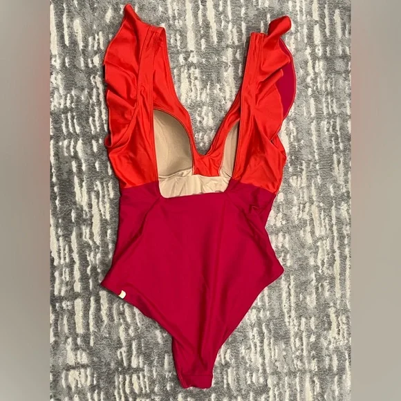 Summersalt The Ruffle Backflip in Summer Berry & Spritz, size 8, EUC - Picture 8 of 9